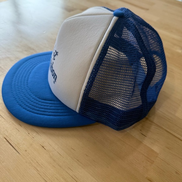 NWOT Pabst Blue Ribbon Trucker Hat - Picture 2 of 9